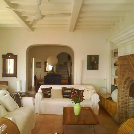 Вилла Spacious,bright,heart From Old Town+parking For 3 *